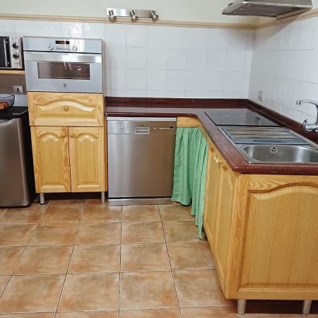 Apartamento Burgues Бесейте Екстериор снимка