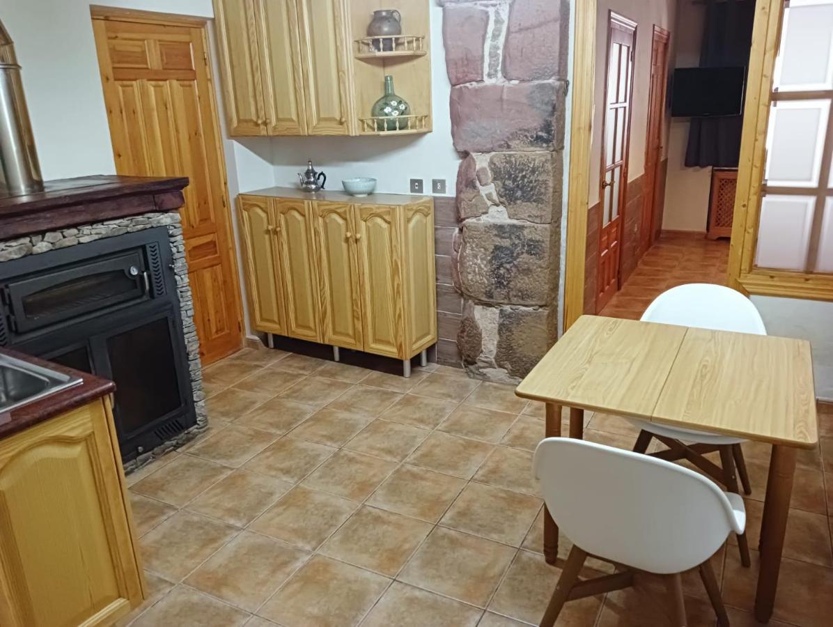 Apartamento Burgues Бесейте Екстериор снимка